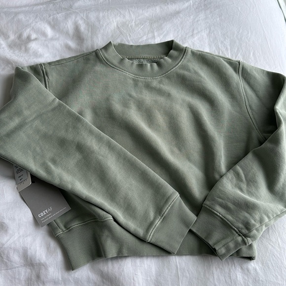 Aritzia CAF perfect shrunken sweater Xxs - Picture 1 of 4